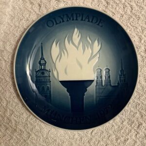Bing & Grøndahl porcelain collector plate - 1972 Summer Olympics in Munich.